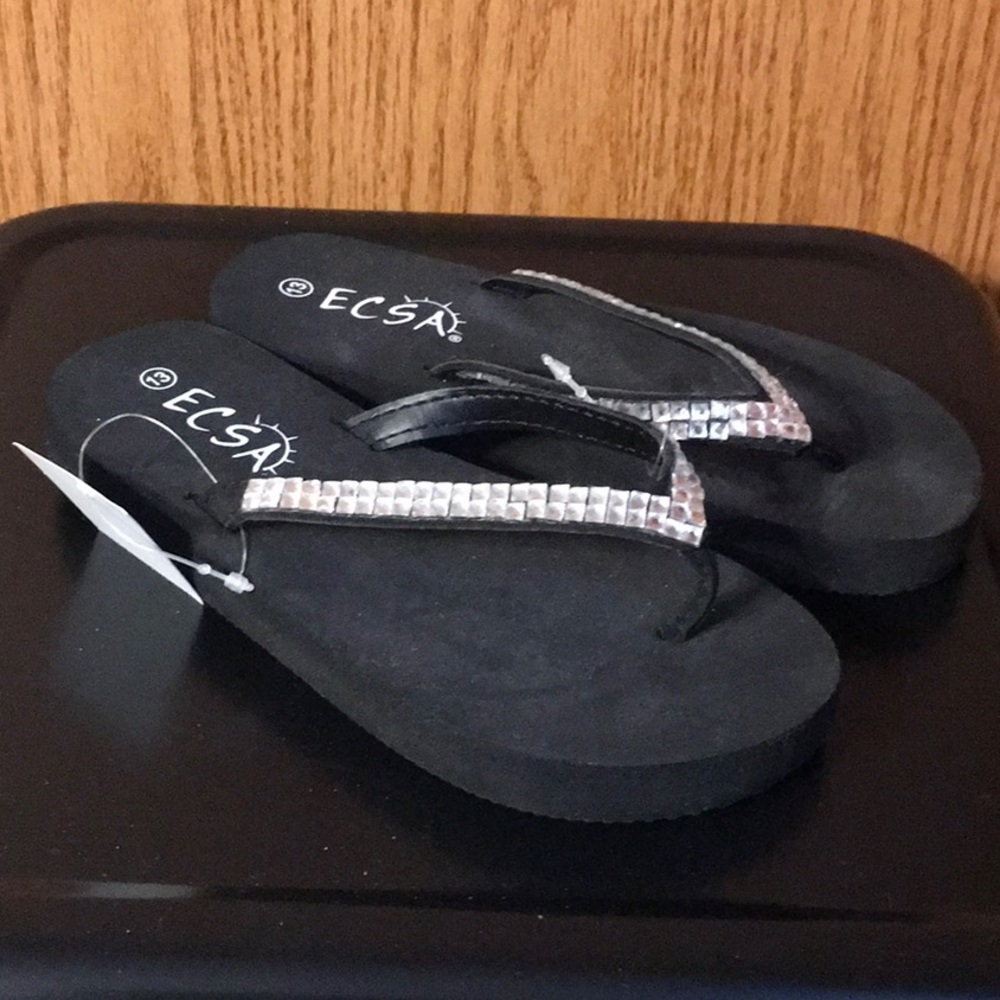 Little girls black flip flops with rhinestones 13